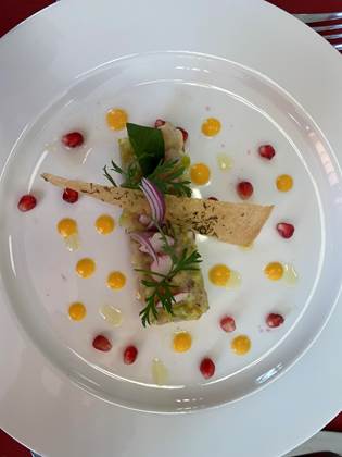 Tartare de daurade parfumée à la mangue fraîche